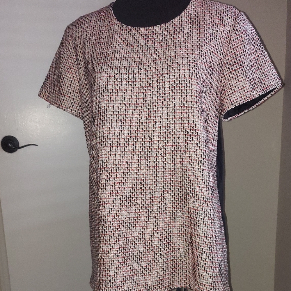 Banana Republic Red and Black Short Sleeve Tee
